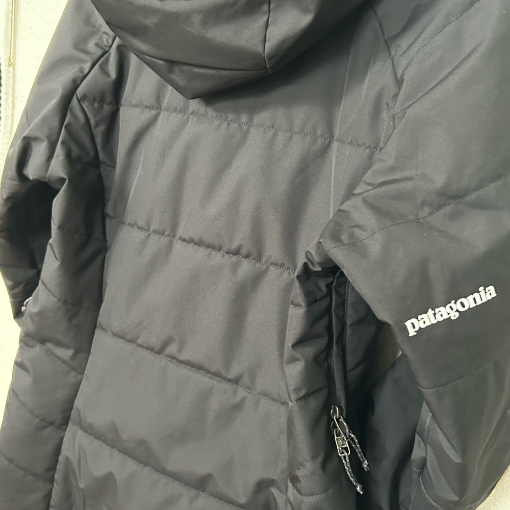 Patagonia Snow Jacket - Picture 5 of 7